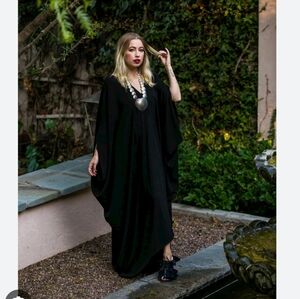 Jennafer Grace Kaftan
